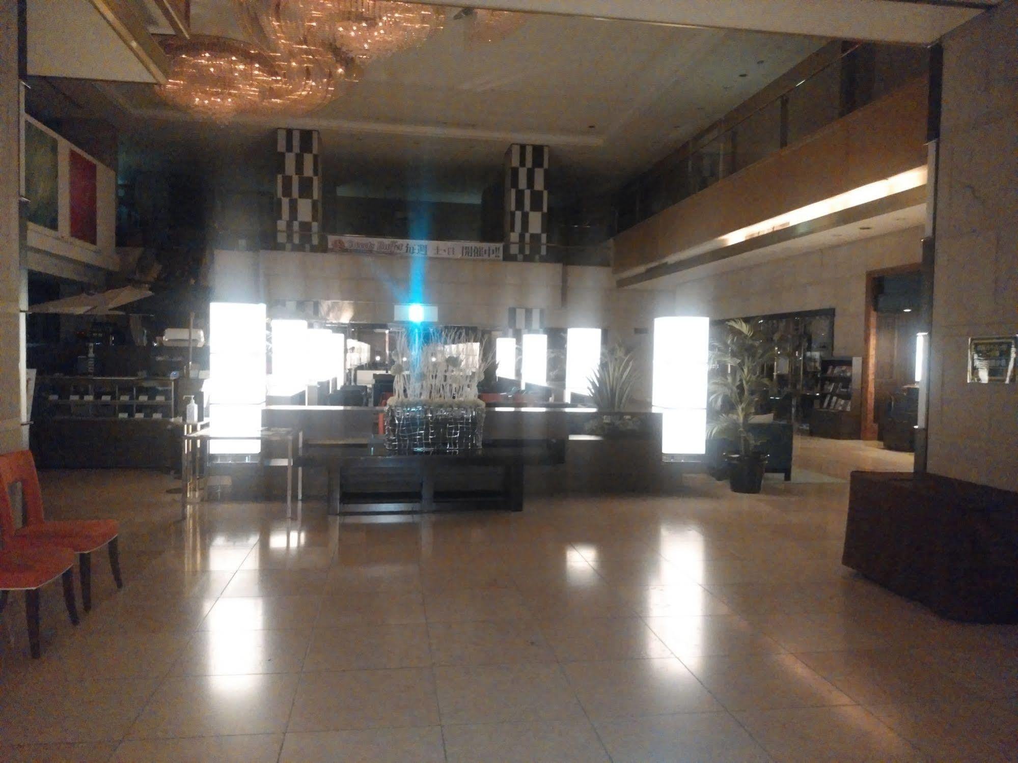 Jr Hotel Clement Токушима Екстериор снимка
