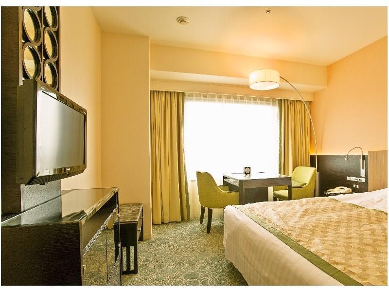 Jr Hotel Clement Токушима Екстериор снимка